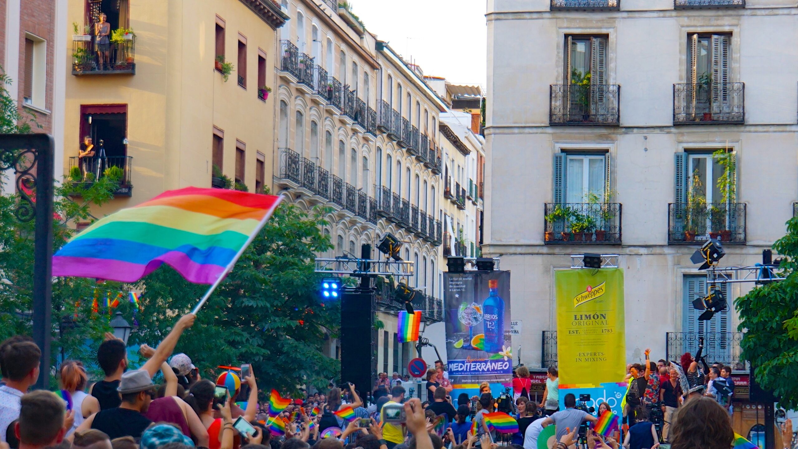 Bares Gay cerca de mi: cuatro locales para empezar la noche en Madrid ...